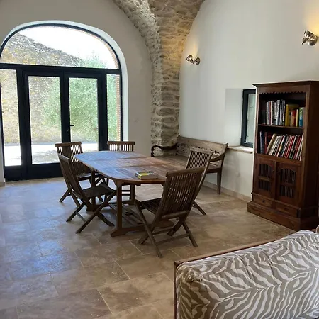Casa de Férias Grand Mas Famillial Saint-Victor-de-Malcap